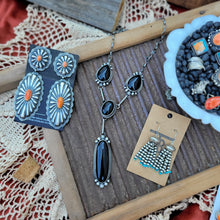 Load image into Gallery viewer, The Tiffany Conchos