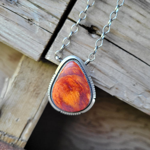 The Beatrice Tear Necklace #2 - Spiny Oyster