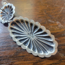 Load image into Gallery viewer, The Tiffany Conchos
