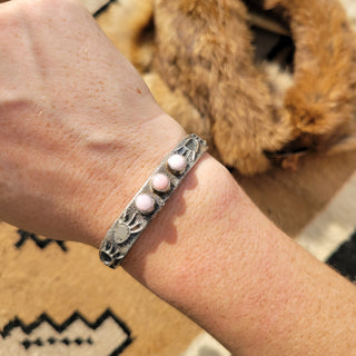 The Wesley Cuff - Pink Conch