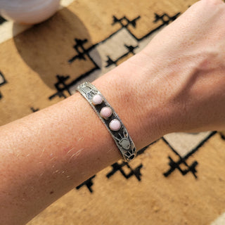 The Wesley Cuff - Pink Conch