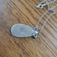 Load image into Gallery viewer, The Brady Necklace