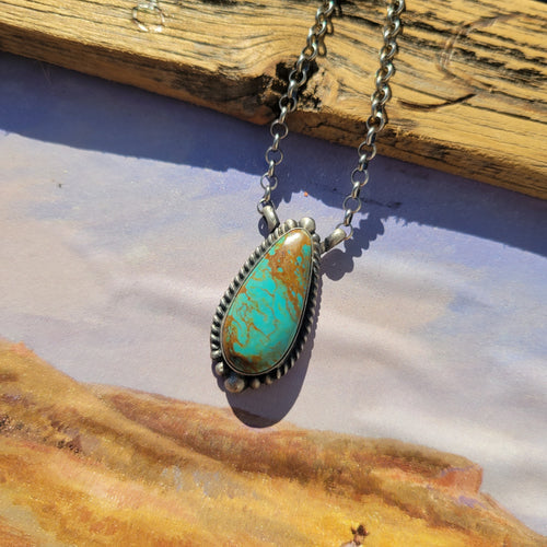 The Aponi Necklace