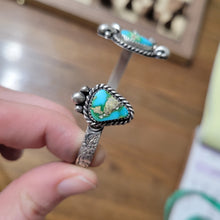 Load image into Gallery viewer, Jerdan Cluster Cuff - Sonoran Gold