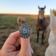 Load image into Gallery viewer, Golden Hills Flower Ring - 6.5