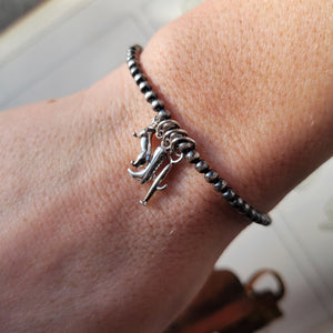 Mr. Slink Pearls - 3mm Bracelet