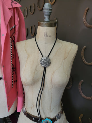 Horse Bolo