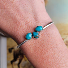 Load image into Gallery viewer, Bridal Earrings &amp; Cuff