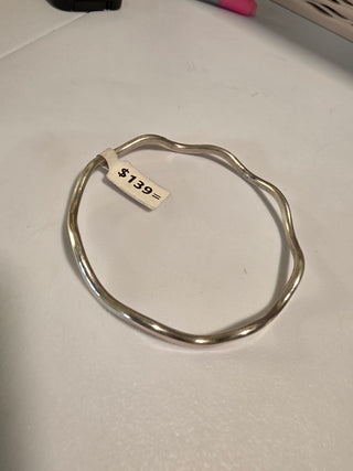 Joyce - Sterling Wavy Bangle