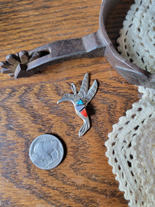The Esti Hummingbird Pendant