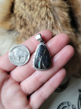 The Annie Triangle Pendant - Blackjack