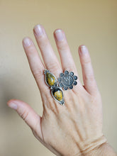 Load image into Gallery viewer, Bumblebee Brand Ring