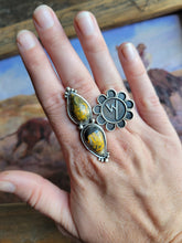 Load image into Gallery viewer, Bumblebee Brand Ring
