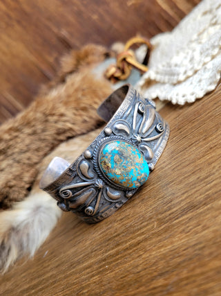 The Gilbert Cuff