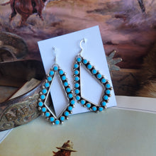 Load image into Gallery viewer, The Pheonix Earrings