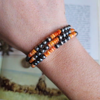 Spiny Oyster Pearl Memory Wire Bracelet