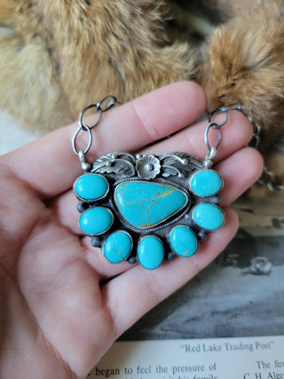 The Liz Half Cluster Necklace - Kingman