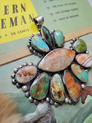 The Evie Cluster Pendant