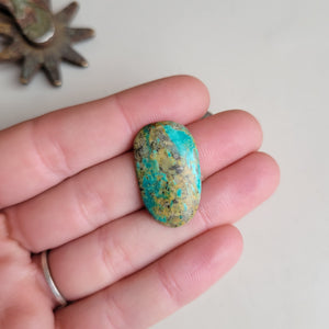 The Adele Cabochon
