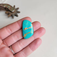Load image into Gallery viewer, The Dorothy Cabochon