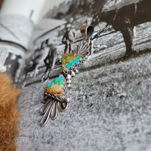 Load image into Gallery viewer, The Lauren Pendant