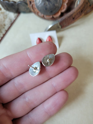 Red Spiny Oyster Teardrop Studs