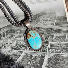 Load image into Gallery viewer, The Audrey Pendant