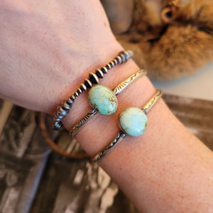 Graduated Saucer Pearl Bracelet - Stretch