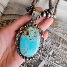 Load image into Gallery viewer, The Audrey Pendant