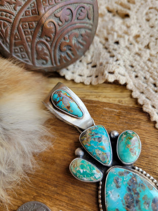 The Cecilia Cluster Pendant