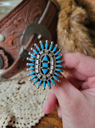 The Westlyn Needlepoint Cluster Ring - Sz 8.75