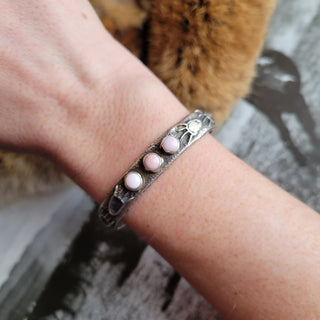 The Wesley Cuff - Pink Conch