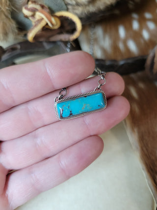 The Ella Mini Bar Necklace - Kingman