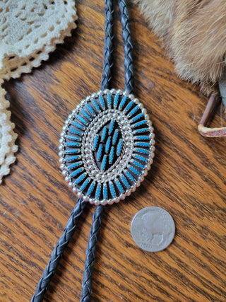 The Corina Needlepoint Cluster Bolo