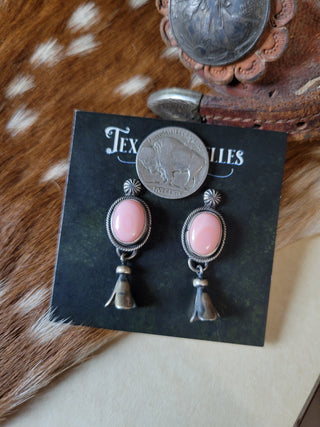 The Garcia Blossom Earrings - Pink Conch