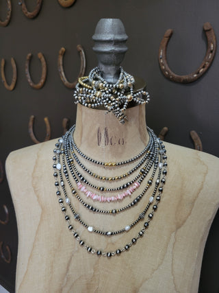The Destri Pearls x Gold