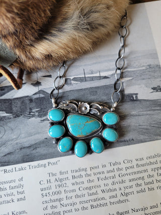 The Liz Half Cluster Necklace - Kingman
