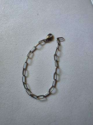 Tiff - 8" chain bracelet