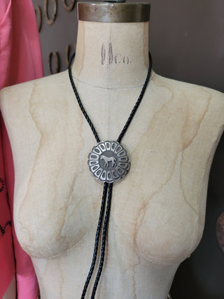Horse Bolo