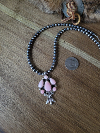 The Lydia Necklace - Pink Conch