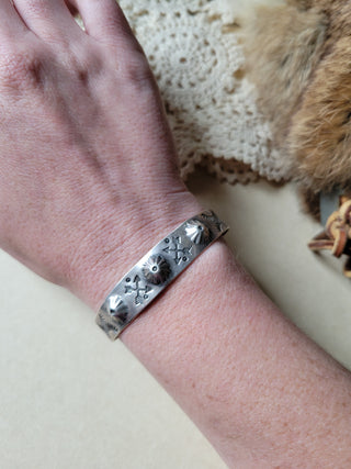 The Beaumont Cuff - Vintage