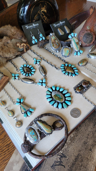 The Dominic Cluster Lariat Set - Royston Ribbon & Carico Lake