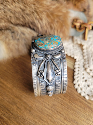 The Gilbert Cuff