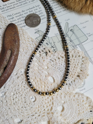 The Destri Pearls x Gold