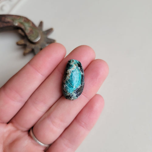 The Cassie Cabochon