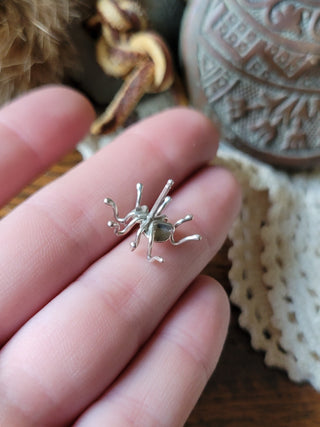 Jeepers Creepers Spider Studs