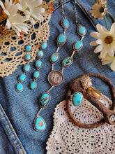 Load image into Gallery viewer, Hannah Bridal Lariat