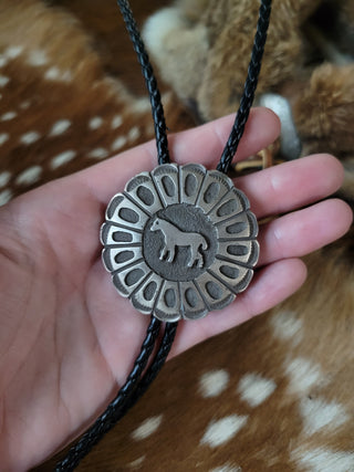 Horse Bolo