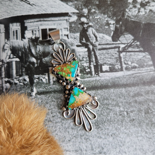 The Lauren Pendant