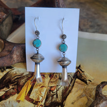 Load image into Gallery viewer, The LeeAnn Blossom Earrings